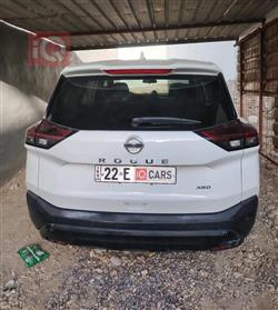 نیسان رۆگ